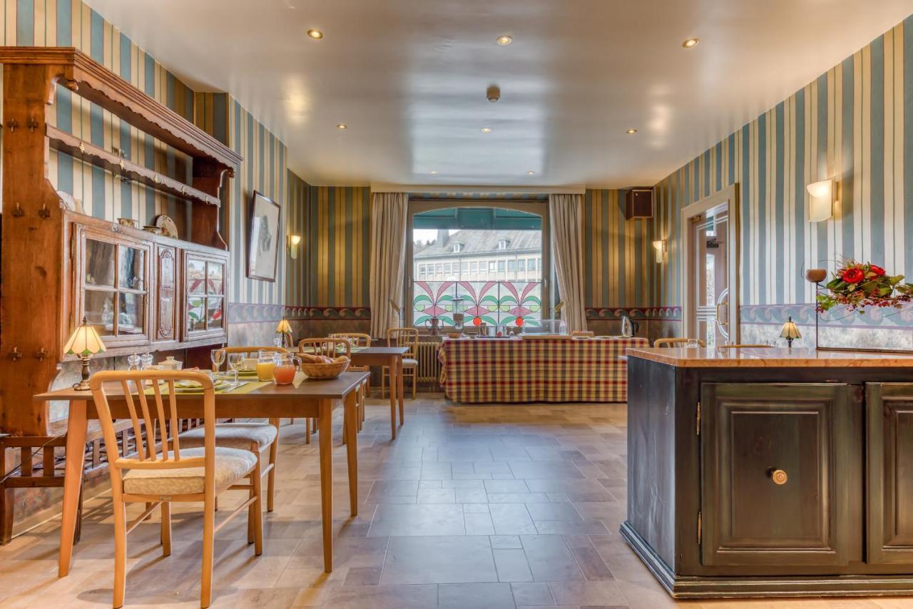 Hotel Le Cor De Chasse Saint-Hubert Ngoại thất bức ảnh