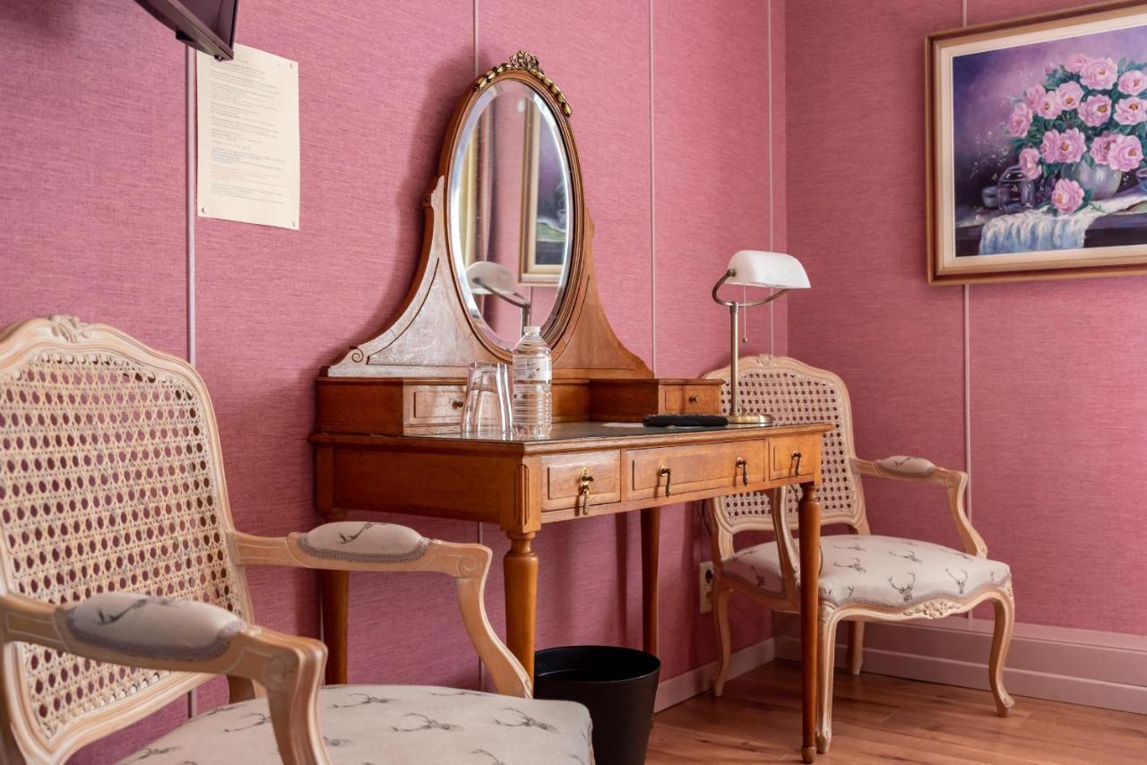 Hotel Le Cor De Chasse Saint-Hubert Ngoại thất bức ảnh