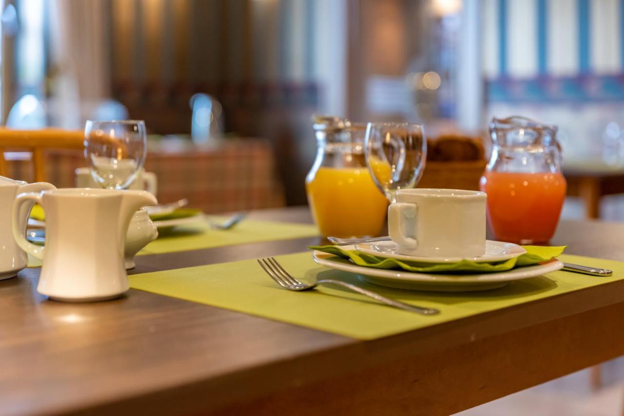 Hotel Le Cor De Chasse Saint-Hubert Ngoại thất bức ảnh