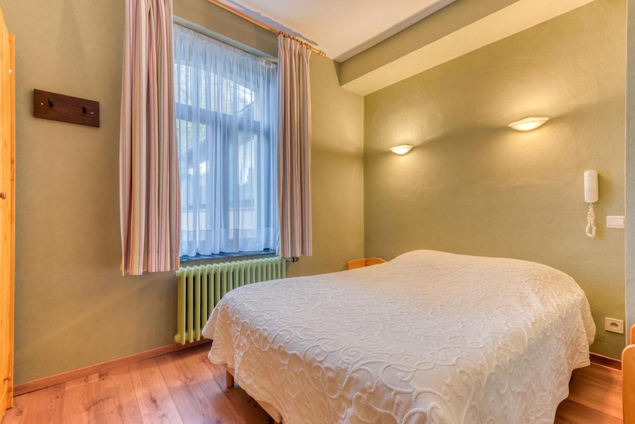 Hotel Le Cor De Chasse Saint-Hubert Ngoại thất bức ảnh